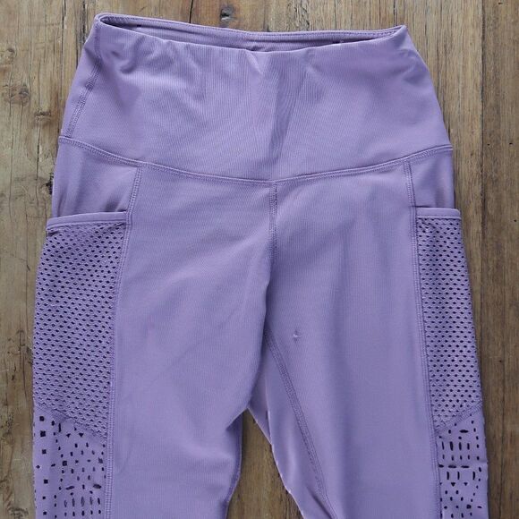 90 DEGREE PLUM LASER CUT OUT WAISTBAND POCKET SIDE POCKETS CAPRI LEGGINGS SMALL - Picture 3 of 10